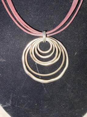 Jones New York VTG Silver-Tone MultiCircle Pendant Necklace Leather Cord